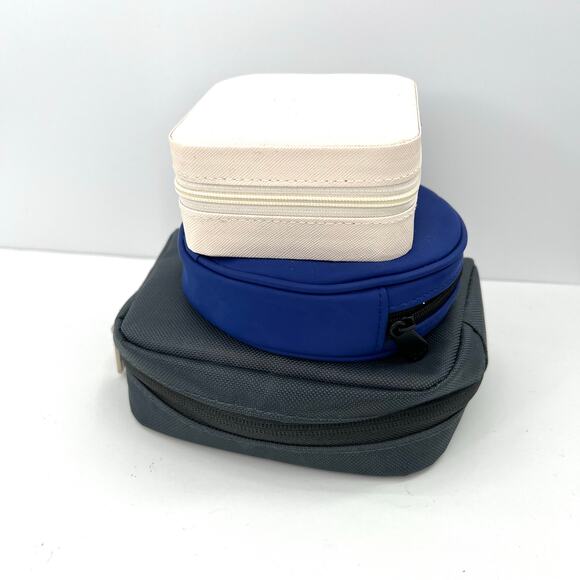 Set of 3 cosmetic jewelry small organizer bapgs - Picture 1 of 15